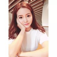 Ya Wang Photo 10
