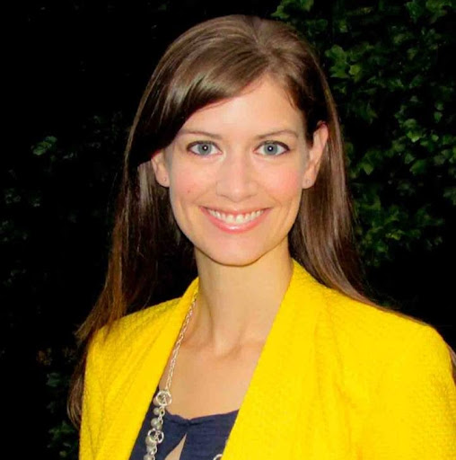 Jennifer Kemp Photo 32