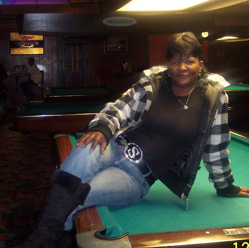 Sharon Simmons Photo 28