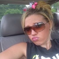 Elizabeth Claxton Photo 6