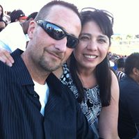 Michelle Delong Photo 35