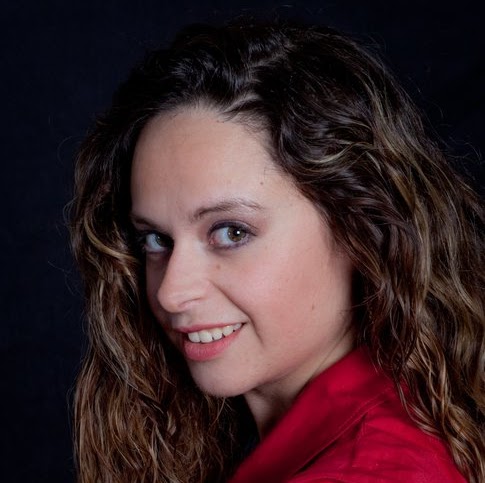 Angela Watt Photo 35