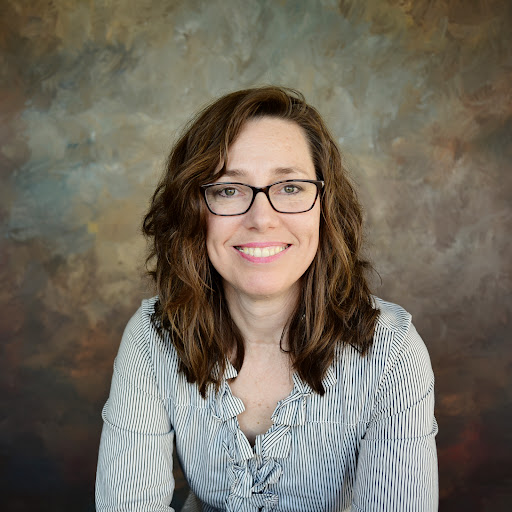 Betsy Harris Photo 2