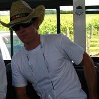 Leigh Christiansen Photo 8