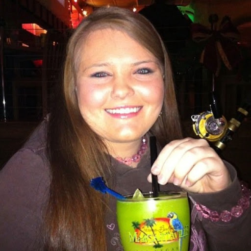 Nicole Huff Photo 38