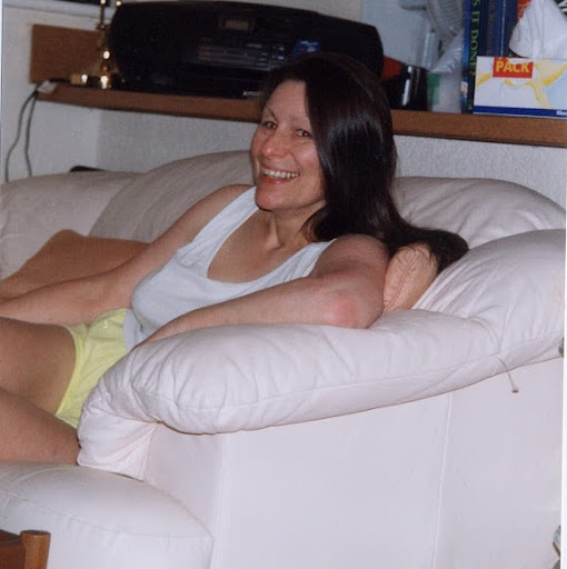 Lynda Lewis Photo 17