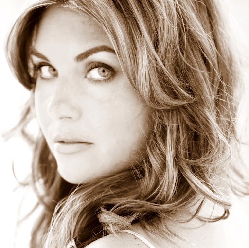 Robyn Green Photo 36