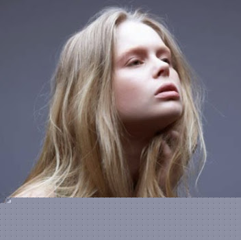 Jessica Small Photo 18