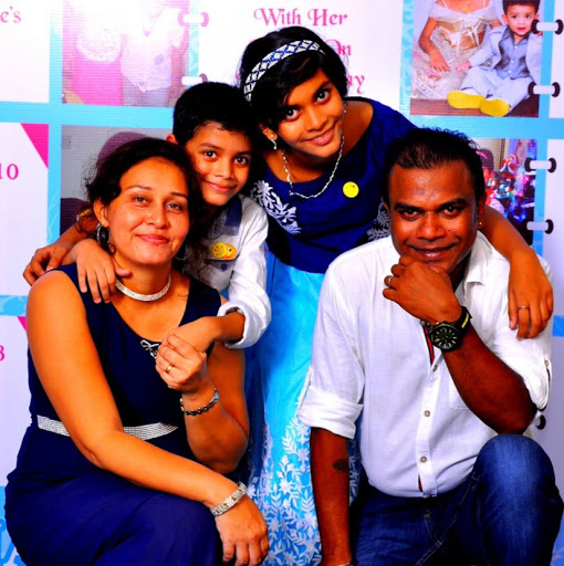 Tanya Abraham Photo 28