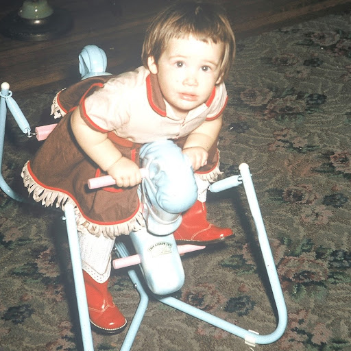 Donna Harvey Photo 27