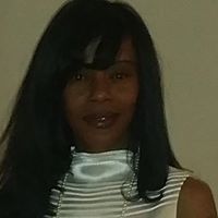 Angela Gooch Photo 22
