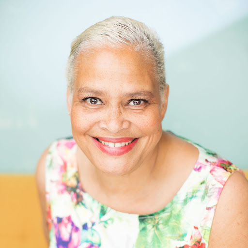 Constance Barnes Photo 30