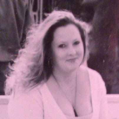 Heather Campbell Photo 34