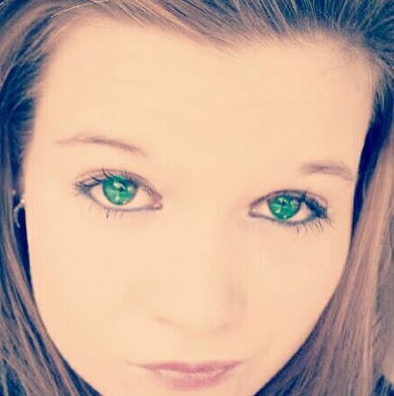 Lacey Crandall Photo 2