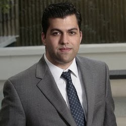 Robert Hernandez Photo 61