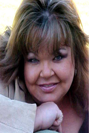 Debbie Marshall Photo 8