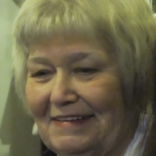 Ann Stevens Photo 31