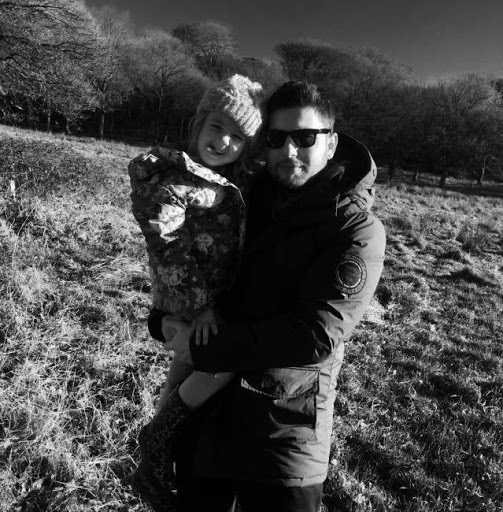 Lee Richards Photo 35