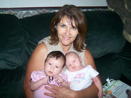 Lynn Miller Photo 38