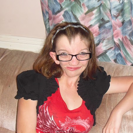 Alicia Turner Photo 34