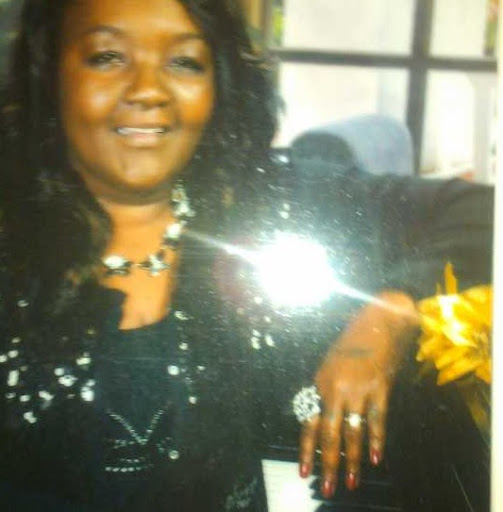Carolyn Griffith Photo 27