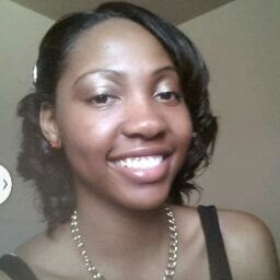 Crystal Robinson Photo 35