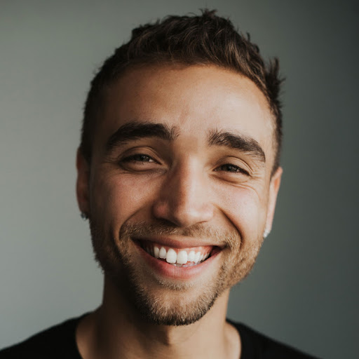 Aaron Bright Photo 34