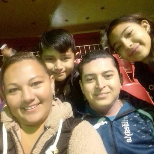 Isidro Rodriguez Photo 29