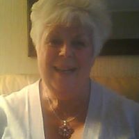 Sandy Nicholas Photo 27