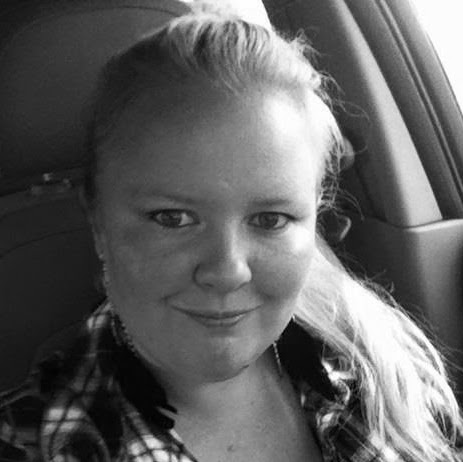 Christine Montgomery Photo 12