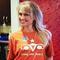 Joanna Wells Photo 23