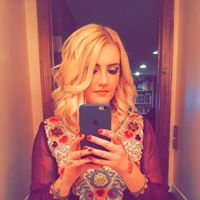 Julianne Bradley Photo 18