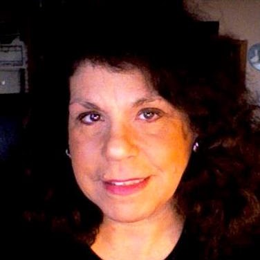 Terri Cabral Photo 3