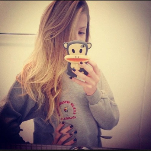 Beatrice Miller Photo 16