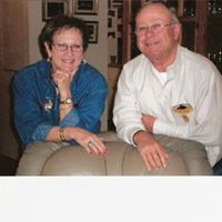 Elizabeth Upham Photo 7