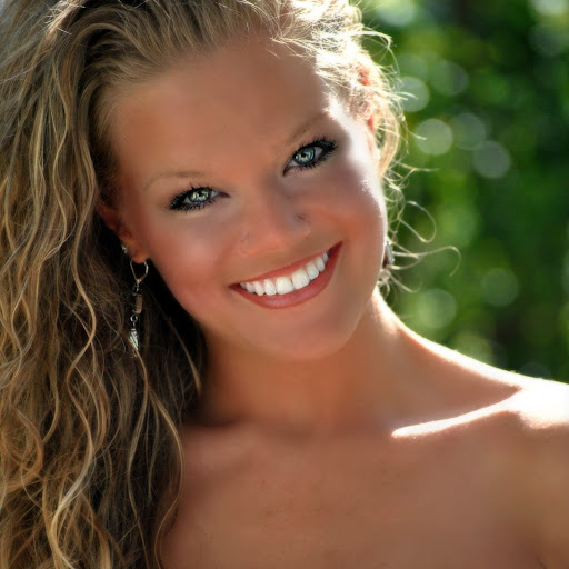Megan Phillips Photo 21