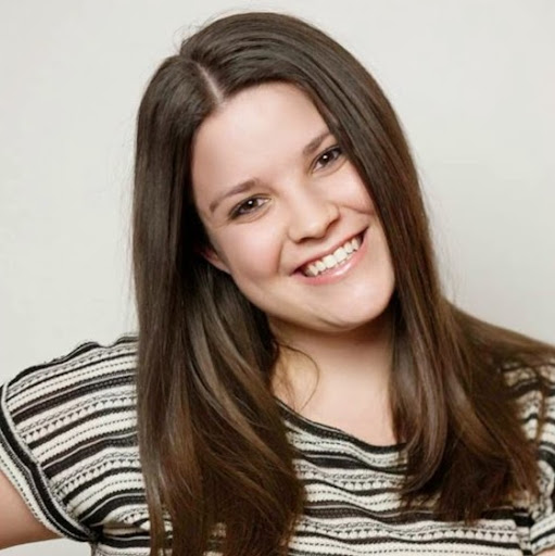 Kelly Rogers Photo 25
