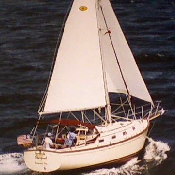 Laurie Thompson Photo 43