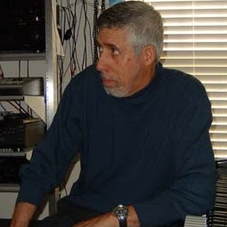 Julio Santiago Photo 35