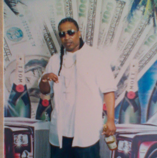 Ernest Hayes Photo 4