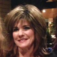 Debbie Santos Photo 9
