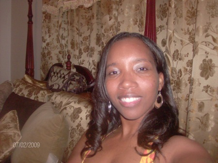 Jessica Ware Photo 10