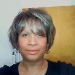Tracie Warren Photo 42