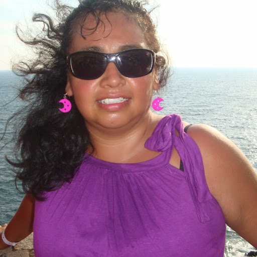 Erika Rivera Photo 22