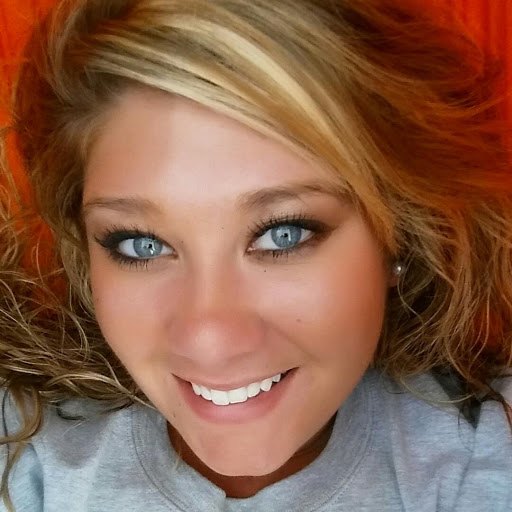 Emily Lamb Photo 31