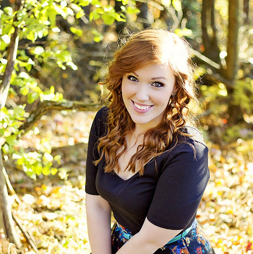 Lauren Mathis Photo 34