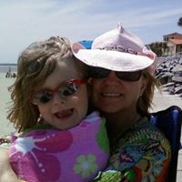 Amy Hunt Photo 35