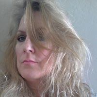 Julie Stevens Photo 31