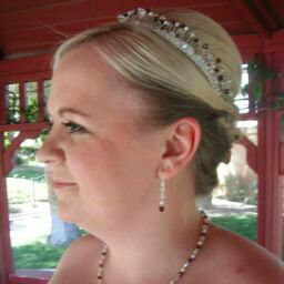 Lesley Allen Photo 37