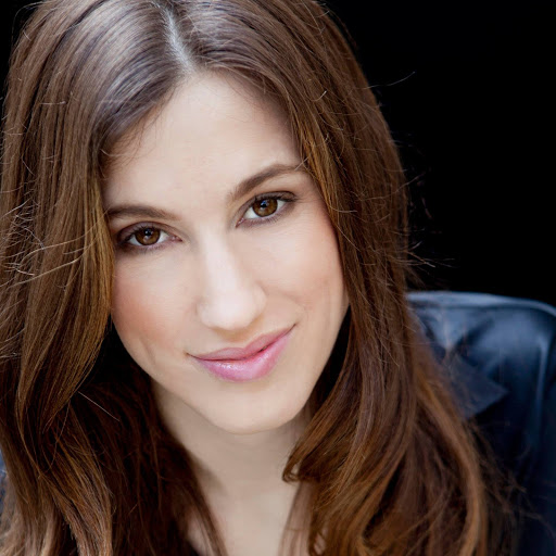 Maria Springer Photo 19